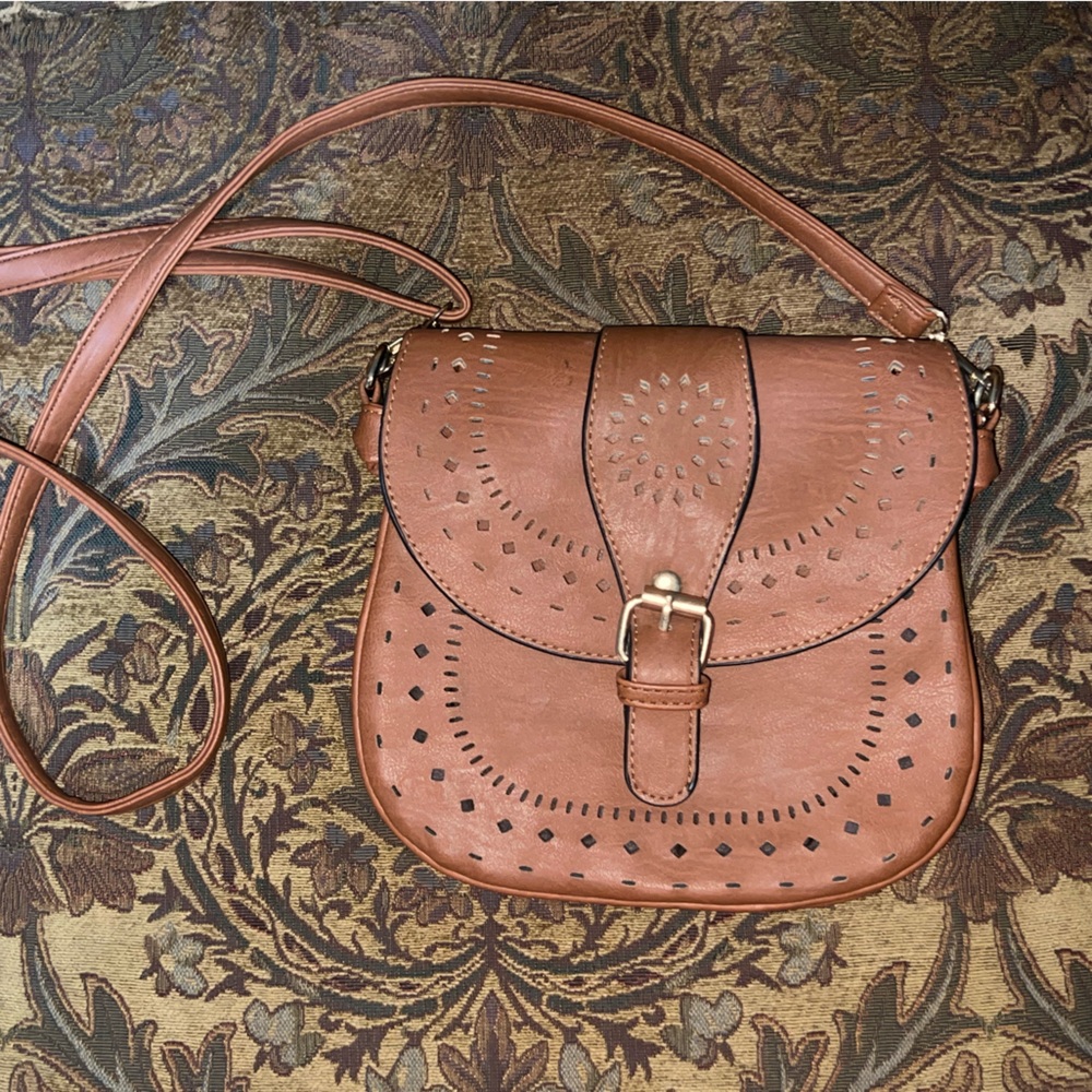Elegant Tan Women's Bag